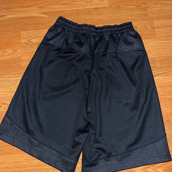 Rare Vintage Nike Air Jordan Black Elephant Print Basketball Shorts Large - Picture 5 of 9